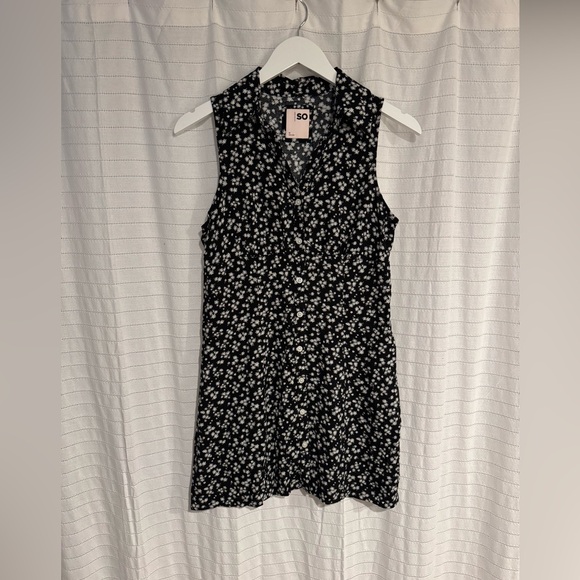 SO Dresses & Skirts - NWOT Retro Y2K Style Black and White Floral Sleeveless Mini Dress Size Medium
